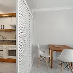 Floritas 1 Apartment *